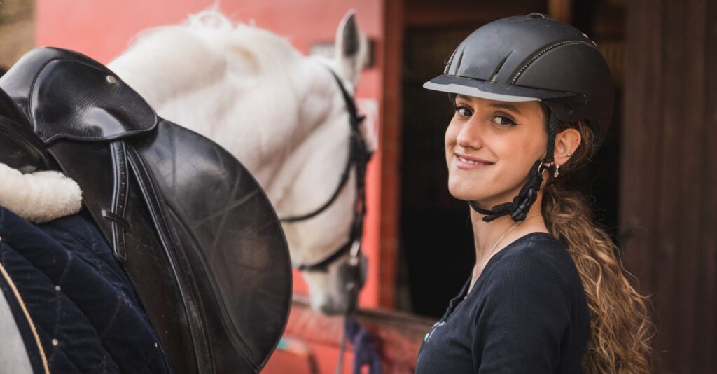 choosing a helmet for dressage Choosing a Helmet for Dressage: Style and Safety Requirements