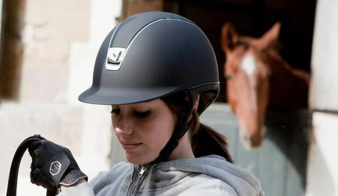 cleaning synthetic leather riding helmets Cleaning Synthetic Leather Riding Helmets: Easy Step-by-Step